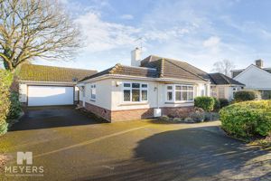 Front Driveway - click for photo gallery